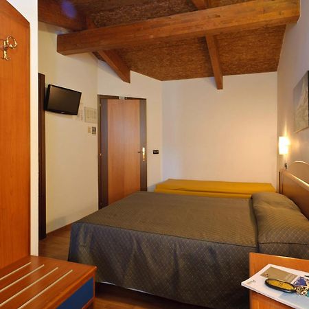 Casa Ferretti Di Ferretti Village Silvi Marina Δωμάτιο φωτογραφία